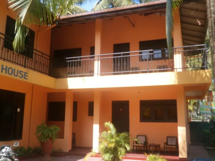 Sunny Lanka Guest House - Image 1