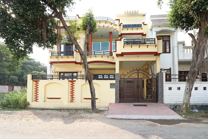 Hotel O Nilanjan Guest house - Image 1