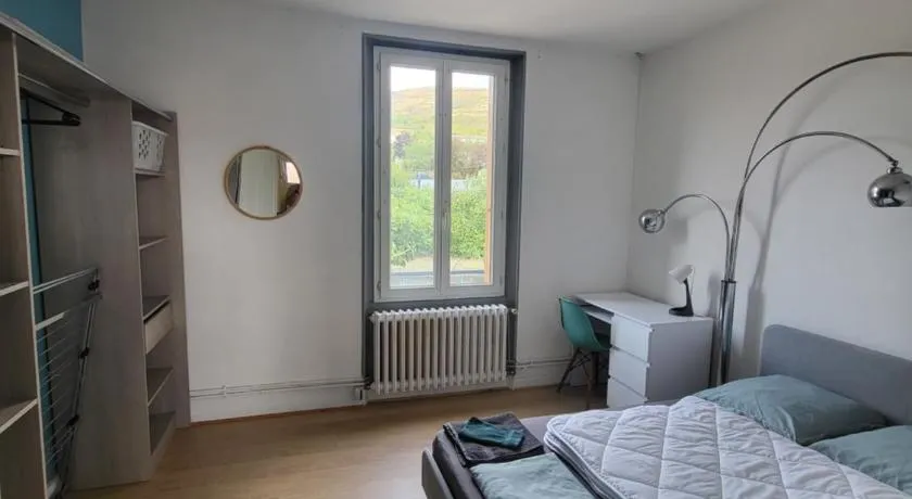La Parenthèse Auvergnate, F3 2 Chambres Clermont-Ferrand,Climatisation, Parking - Image 1