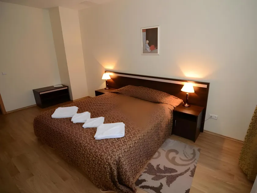 VESK Svečių Namai - Image 1