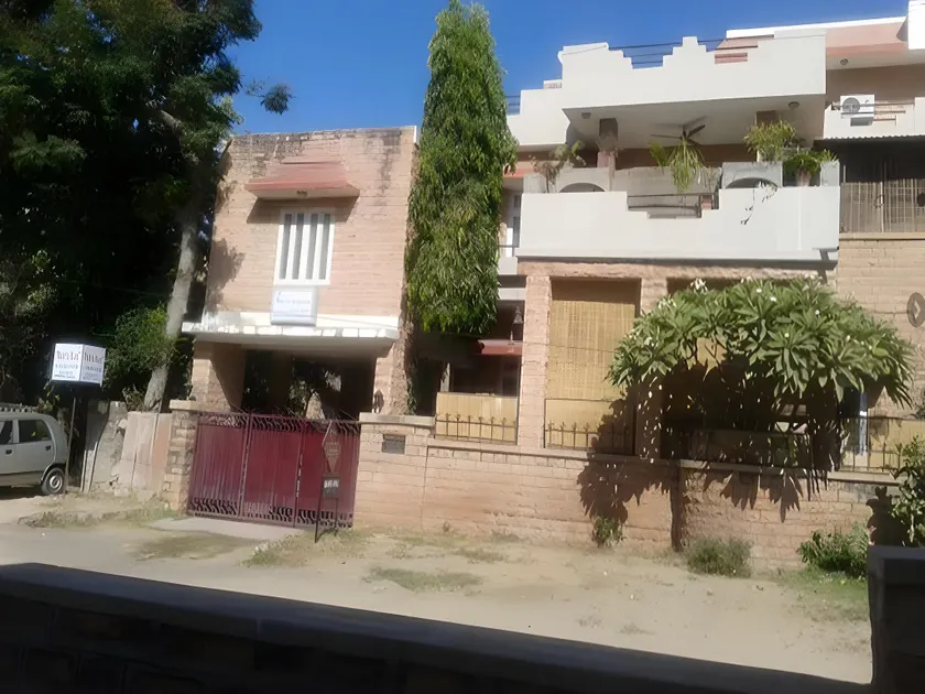 "Nain's Kunj" A Traveller's Home - Image 1