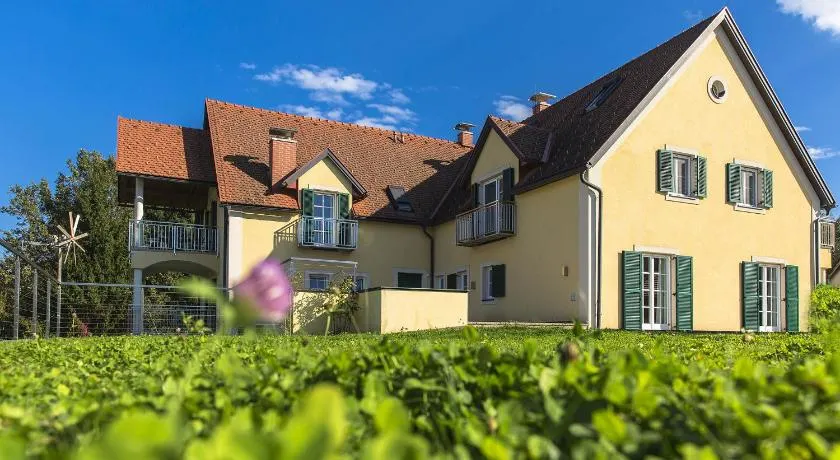 Moor-Rosl Apartmenthotel - Image 1