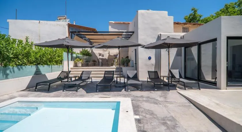 Logement avec barbecue, jardin et terrasse | Vue panoramique - Image 1