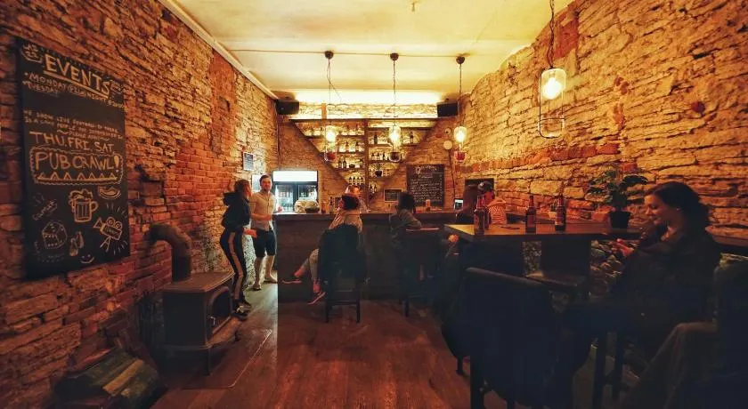 The Monks Bunk Hostel & Bar - Image 1