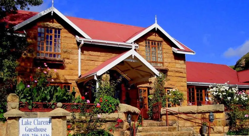 Lake Clarens Guest House - Image 1