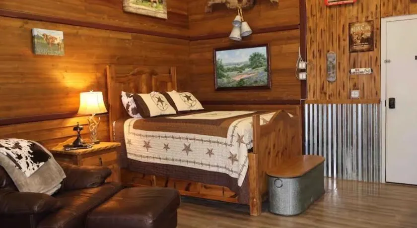 Backwoods BNB - Image 1