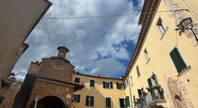 La Casa in Piazza - Image 1