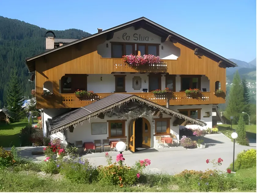 Hotel Garni la Stua - Image 1