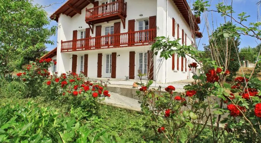 Hotel Agian - Maison Bonnet - Image 1
