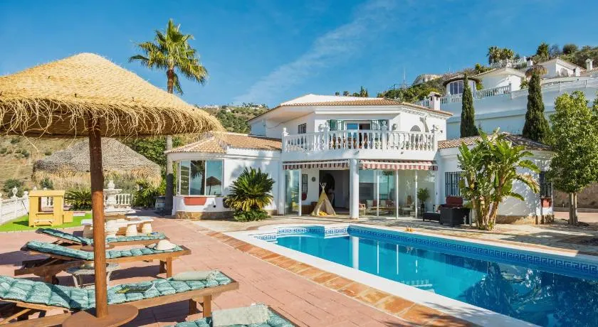 Villa Selvatic with Pool, Cinema, Sauna & Mini Golf - Image 1
