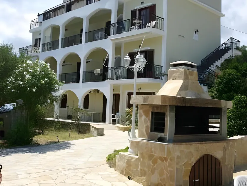 Seaview Apartments Tsilivi - Image 1