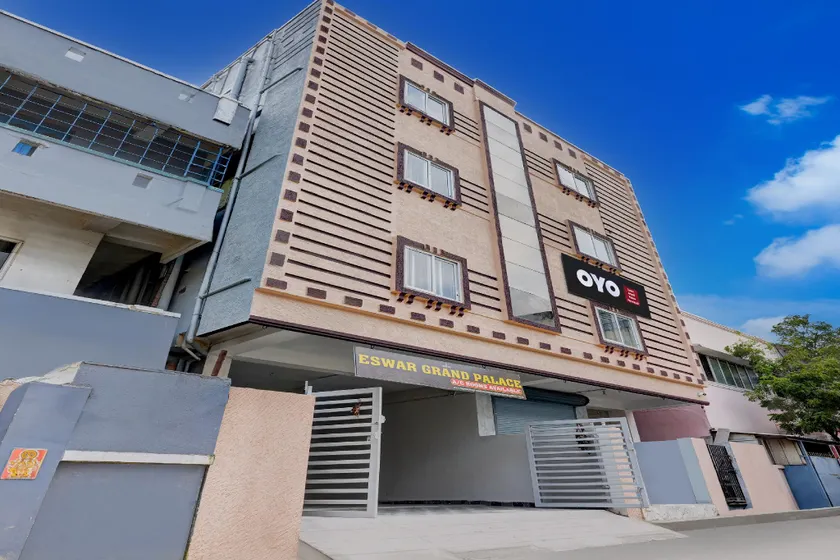 Hotel O Eswar Grand Palace Perungudi - Image 1