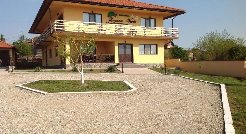 Laguna Verde - Image 1
