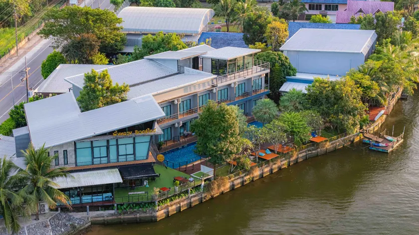 Phuengluang Riverside Hotel Chanthaburi - Image 1