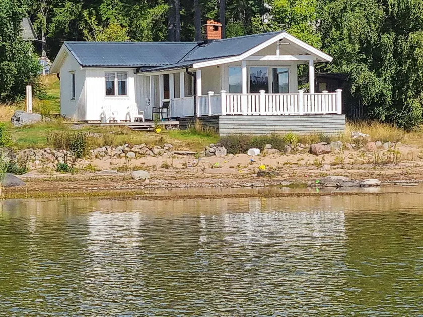 6 person holiday home in SÄFFLE-By Traum - Image 1
