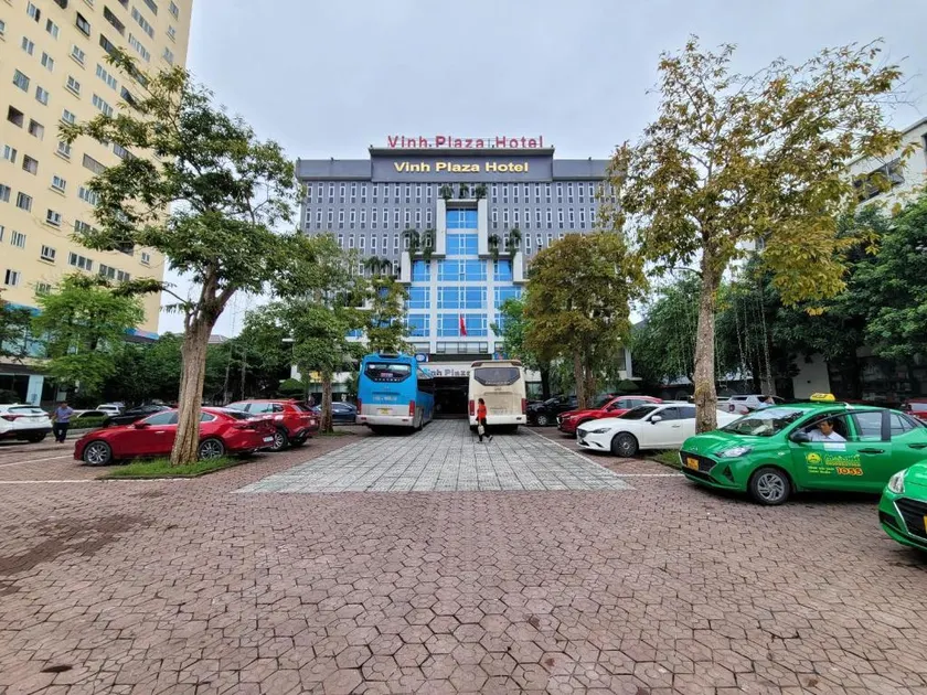 Vinh Plaza Hotel - Image 1