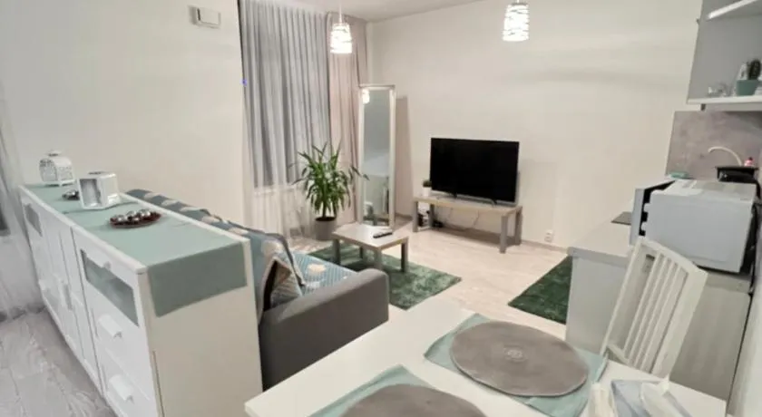 FREE PARKING IN GARAGE Karolina Plazza, new cosy studio with all you need - Image 1