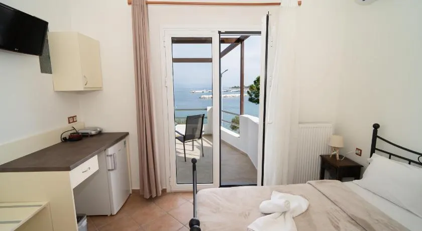 ARTEMIS ROOMS - Image 1