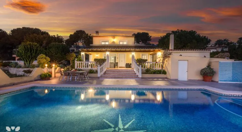 Villa Gema by Abahana Villas - Image 1