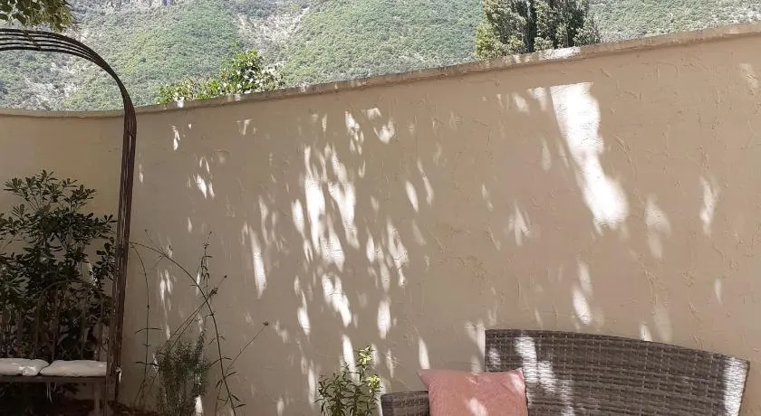 Alma Bella - Image 1