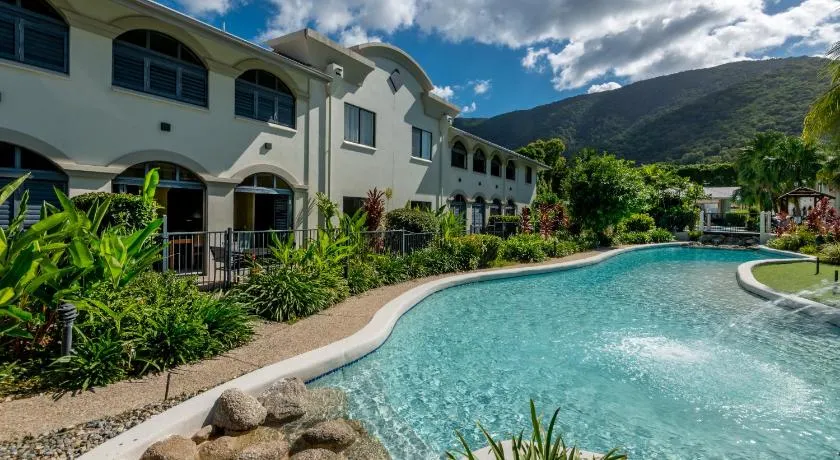 Privately Managed Apartments in Mango Resort Palm Cove - Image 1