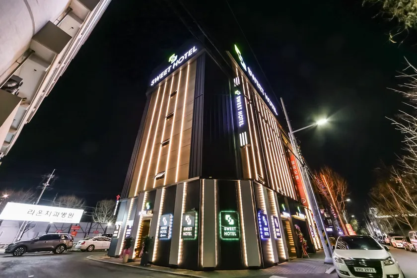 Daegu Gwaneumdong Sweet Hotel - Image 1
