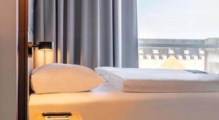 B&B HOTEL Rostock-Hbf - Image 1