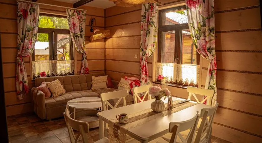 Ośrodek Wypoczynkowy Mamczur Pizuny, Roztocze, baseny, sauna, jacuzzi w cenie wynajmu - Image 1