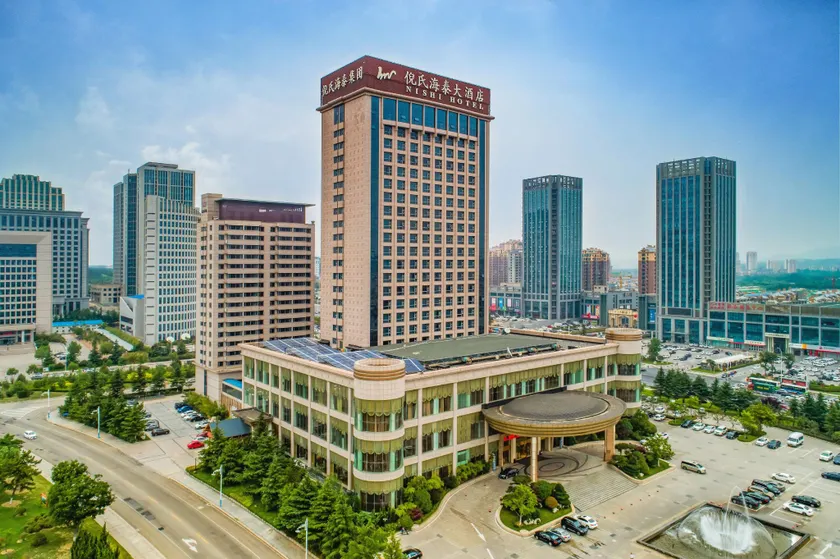 Nishi Haitai Hotel - Image 1