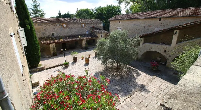 Logis Hôtel Restaurant Gîte La Bastide du Vébron - Image 1