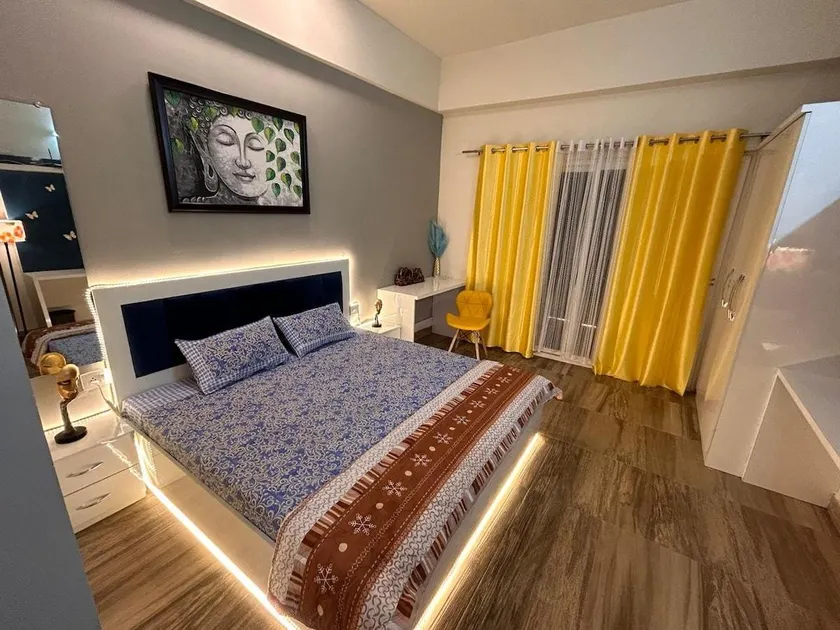 Greater Noida Apartments - Image 1