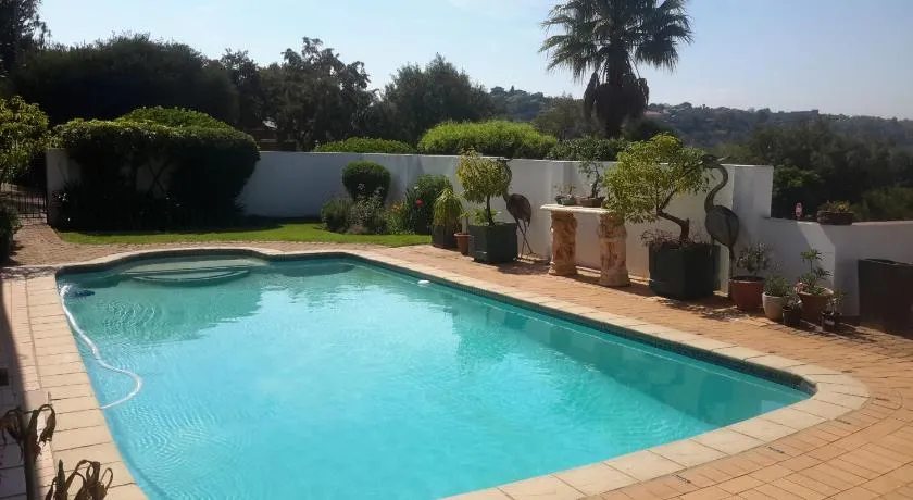 Chez Esme Guest House - Image 1