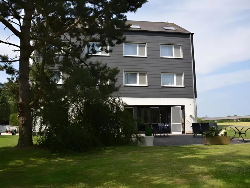 Landhotel Sulzbacher Hof - Image 1