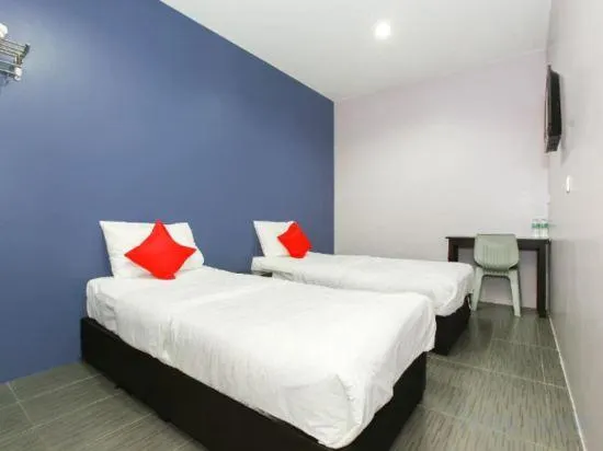 De Hotel Teluk Intan - Image 1