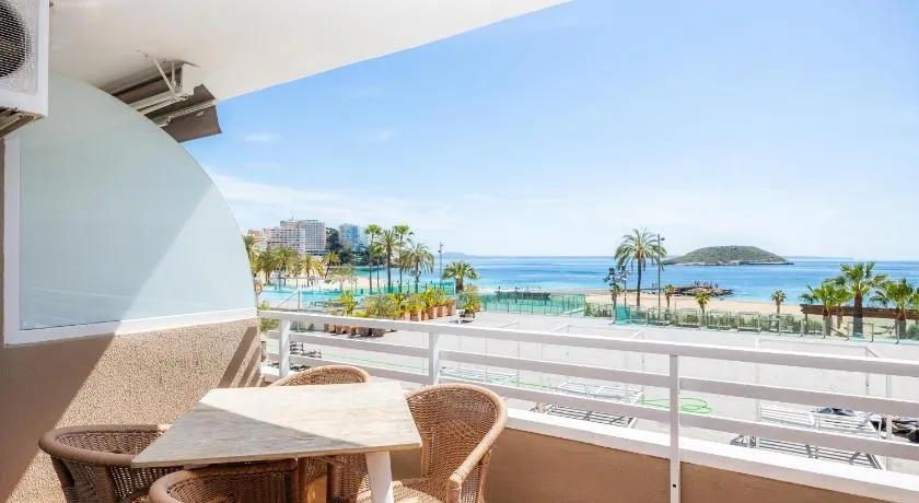 Sol Wave House Magaluf - Image 1