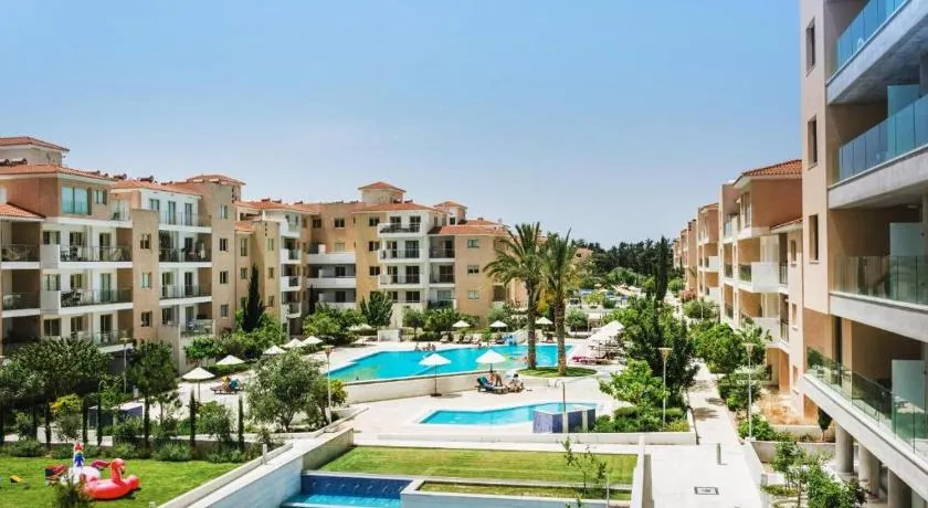 Elysia Park Apartments - Image 1