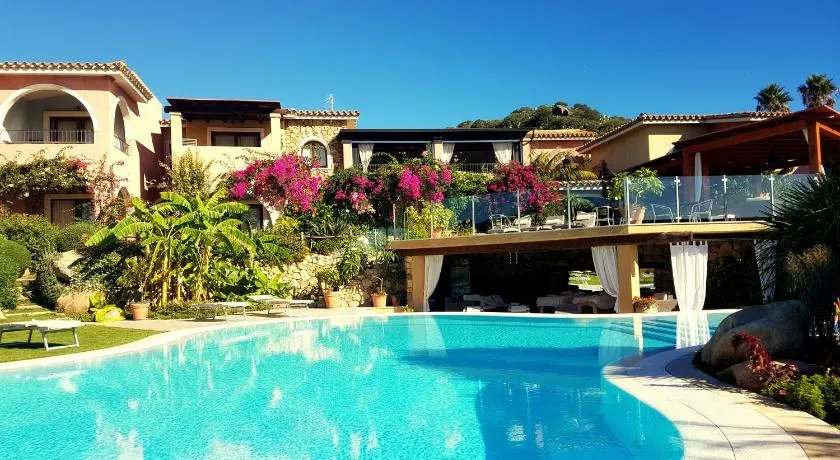 Hotel Mariposas - Image 1