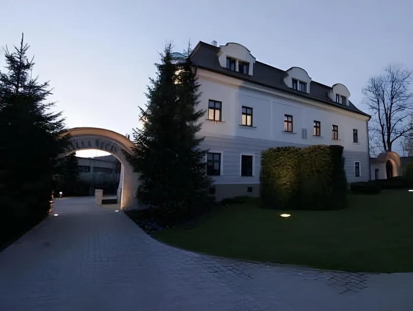Hotel Villa Nečas Žilina - Image 1