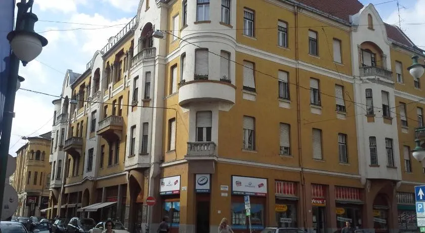 Klauzál Apartment - Image 1