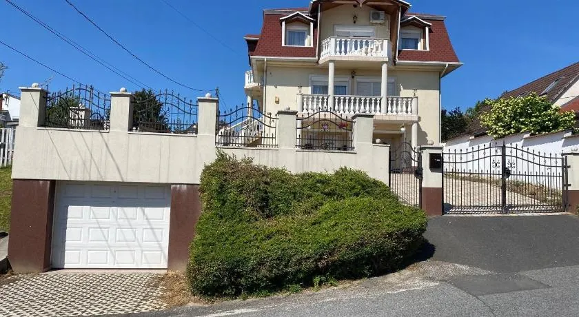 Arany Apartmanház Zalagyöngye - Image 1
