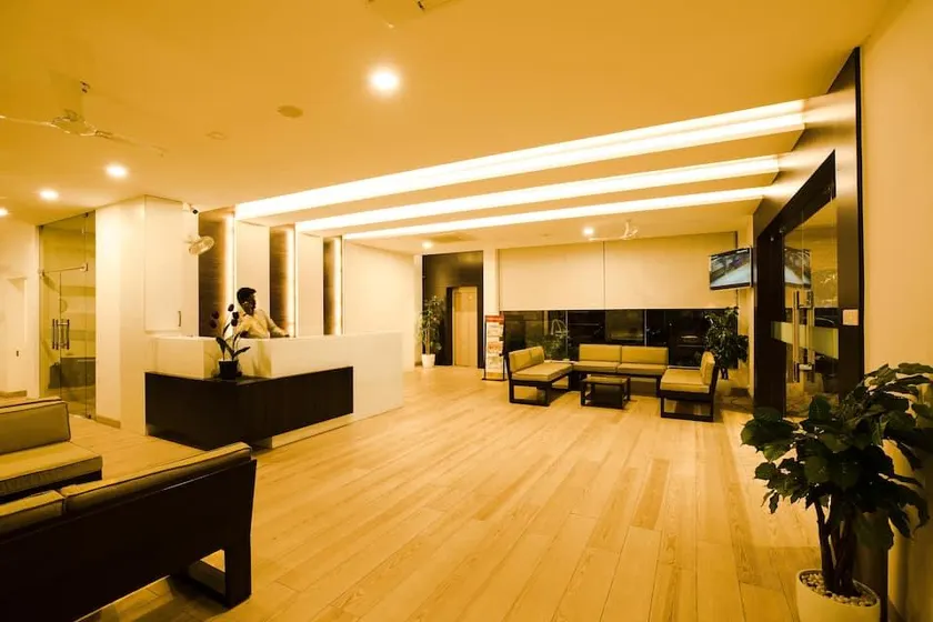 Gayathri Hotel - Image 1