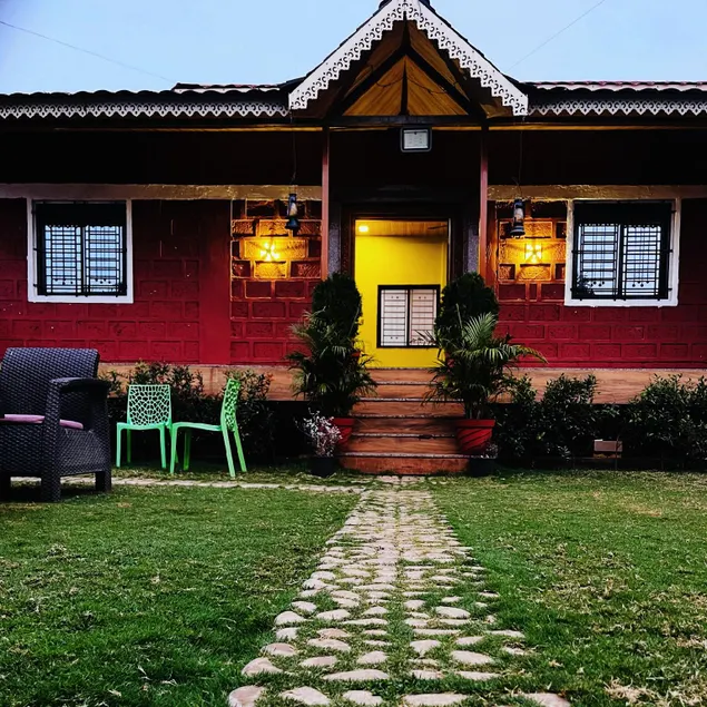 Red Stone Pool Villa - Image 1