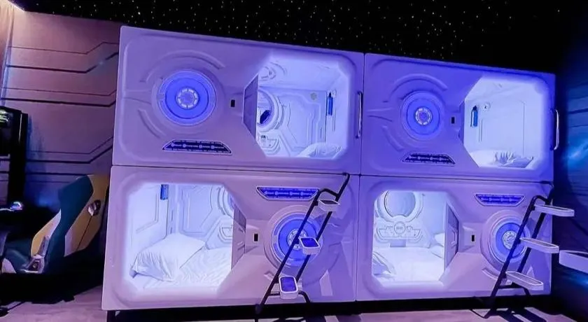 Limin Hostel Capsules - Image 1
