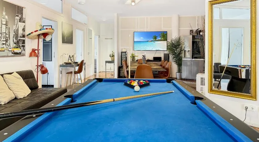 Geräumige 6-Schlafzimmer-Wohnung im Zentrum von München für 16 Gäste - Image 1