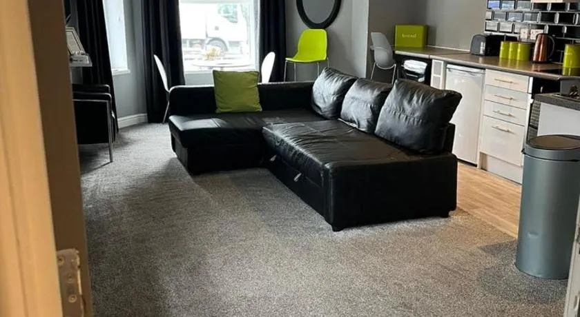 Stafford apartments - Image 1