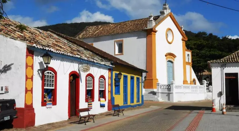 Casa em Santo Antônio de Lisboa - Image 1