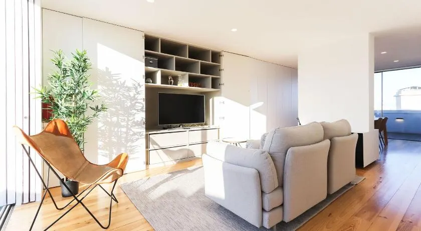 Marques de Pombal Duplex with Terrace by Homing - Image 1