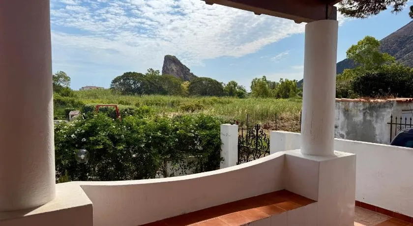 Vulcano Apartments - Image 1