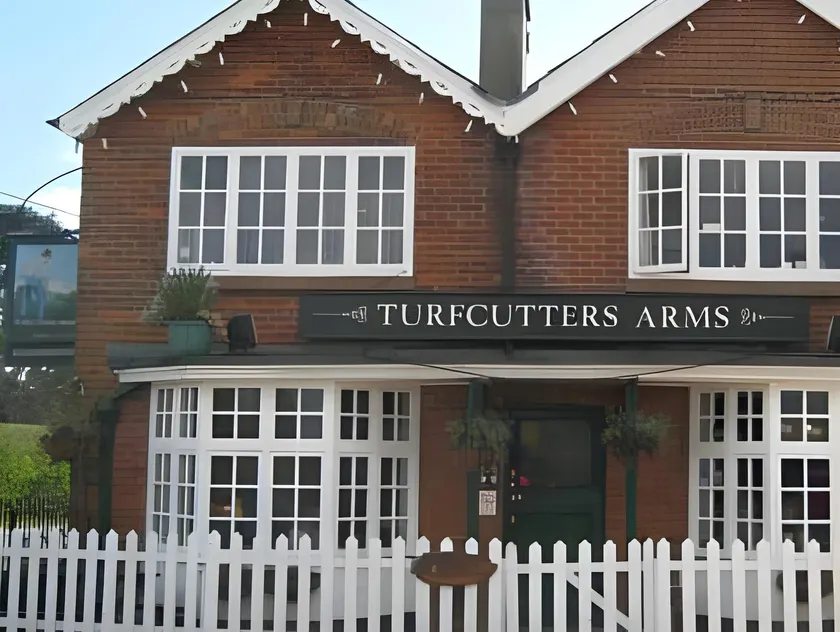 Turfcutters Arms - Image 1