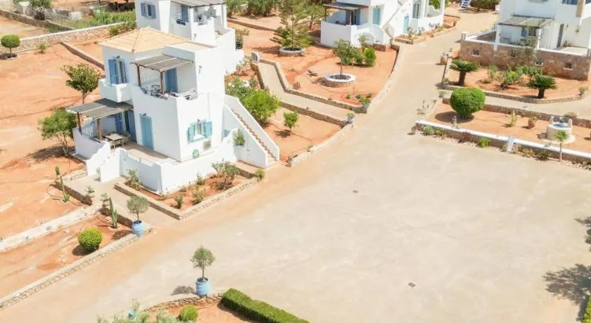 Santa Maria Village - Image 1